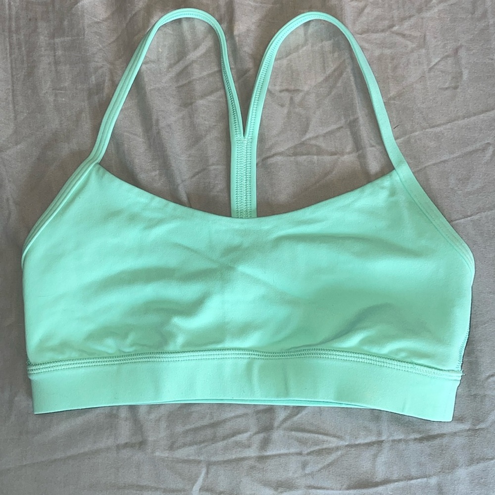 Lululemon flow y bra size 4